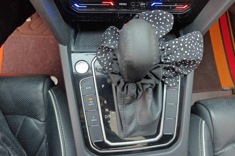 Used Volkswagen Magotan GTE Plug-in Hybrid 2020 GTE Luxury Model Gear Lever