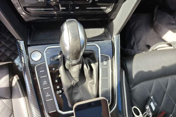 Used Volkswagen Magotan GTE Plug-in Hybrid 2020 GTE Luxury Model Gear Lever