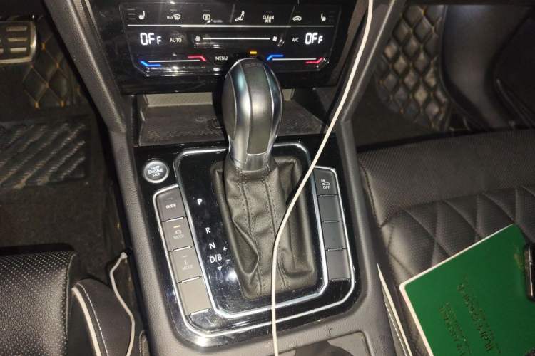 Used Volkswagen Magotan GTE Plug-in Hybrid 2020 GTE Luxury Model Gear Lever