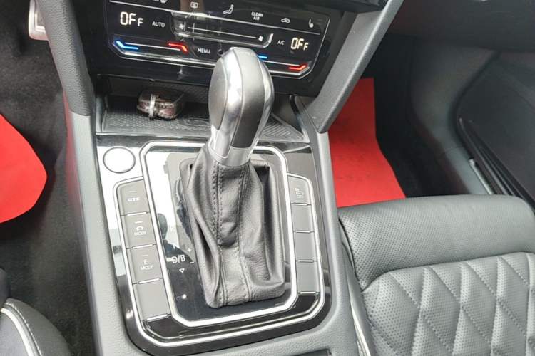 Used Volkswagen Magotan GTE Plug-in Hybrid 2020 GTE Luxury Model Gear Lever