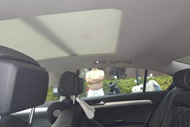 Used Volkswagen Magotan GTE Plug-in Hybrid 2020 GTE Luxury Model Headliner