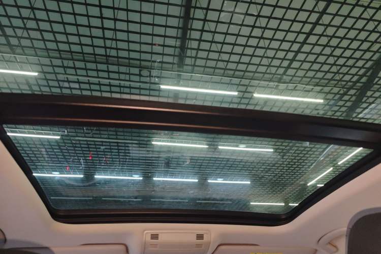 Used Volkswagen Magotan GTE Plug-in Hybrid 2020 GTE Luxury Model Headliner