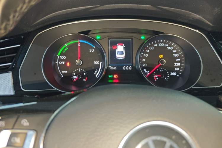 Used Volkswagen Magotan GTE Plug-in Hybrid 2020 GTE Luxury Model Instrument Cluster
