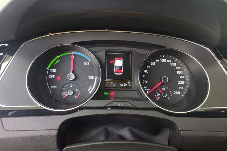 Used Volkswagen Magotan GTE Plug-in Hybrid 2020 GTE Luxury Model Instrument Cluster
