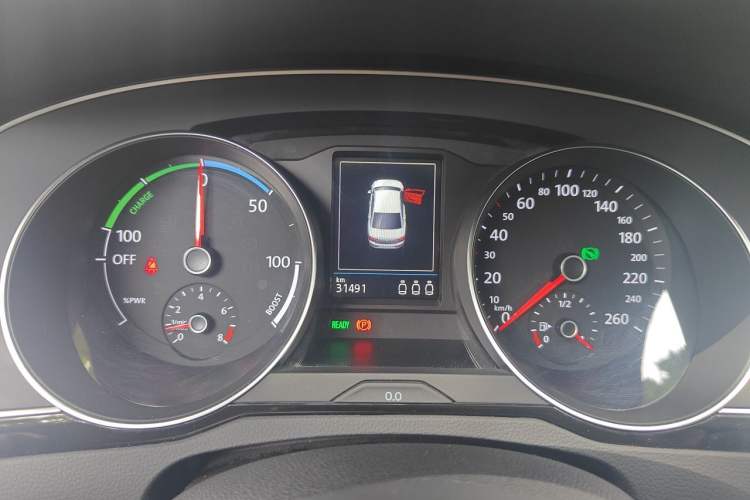 Used Volkswagen Magotan GTE Plug-in Hybrid 2020 GTE Luxury Model Instrument Cluster