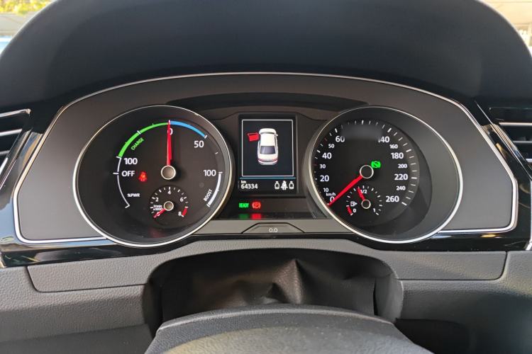 Used Volkswagen Magotan GTE Plug-in Hybrid 2020 GTE Prestige Model Instrument Cluster