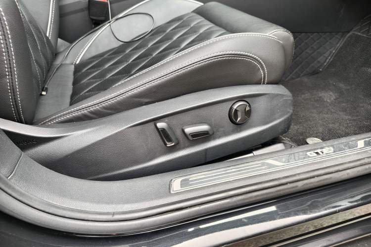 Used Volkswagen Magotan GTE Plug-in Hybrid 2020 GTE Prestige Model Interior 1