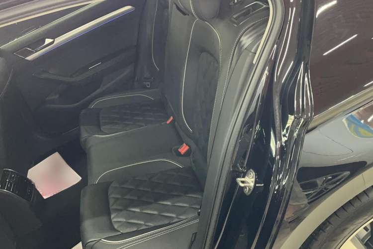 Used Volkswagen Magotan GTE Plug-in Hybrid 2020 GTE Luxury Model Interior 1