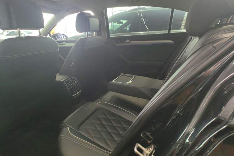 Used Volkswagen Magotan GTE Plug-in Hybrid 2020 GTE Luxury Model Interior 1