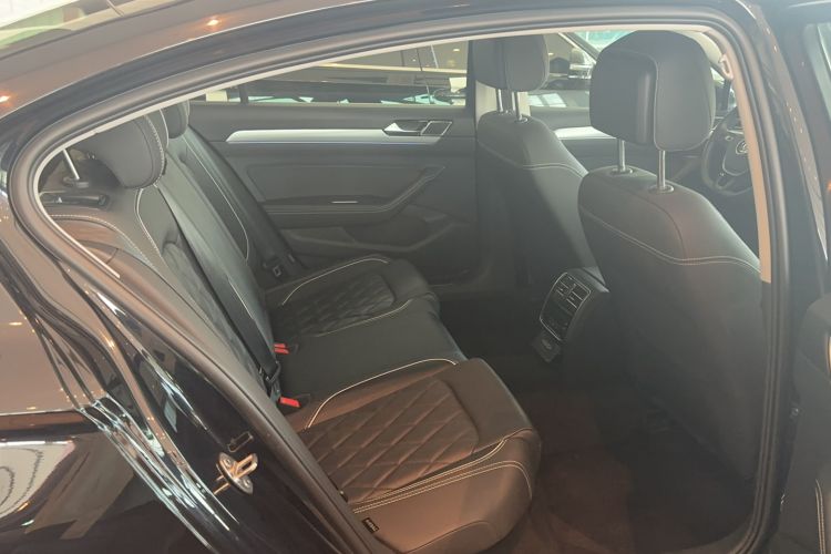 Used Volkswagen Magotan GTE Plug-in Hybrid 2020 GTE Luxury Model Interior 2
