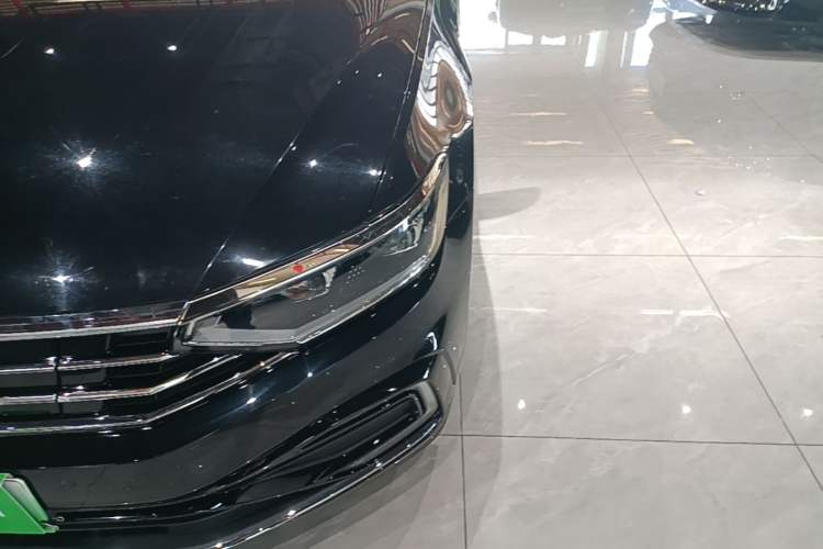 Used Volkswagen Magotan GTE Plug-in Hybrid 2020 GTE Luxury Model Left Front Headlight
