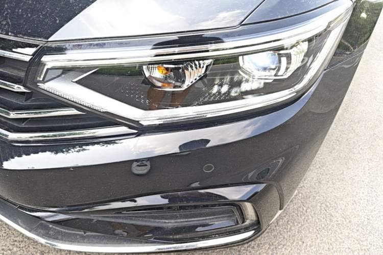 Used Volkswagen Magotan GTE Plug-in Hybrid 2020 GTE Luxury Model Left Front Headlight