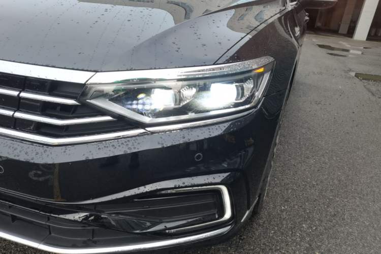 Used Volkswagen Magotan GTE Plug-in Hybrid 2020 GTE Prestige Model Left Front Headlight