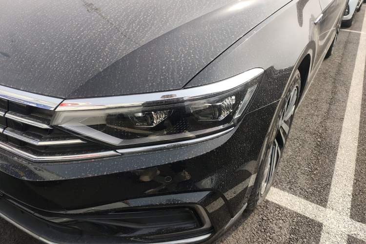Used Volkswagen Magotan GTE Plug-in Hybrid 2020 GTE Prestige Model Left Front Headlight