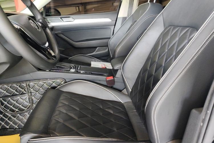 Used Volkswagen Magotan GTE Plug-in Hybrid 2020 GTE Luxury Model Left Front Seat