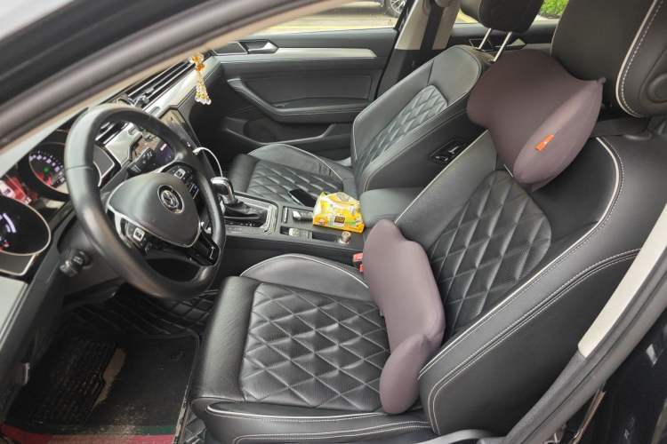 Used Volkswagen Magotan GTE Plug-in Hybrid 2020 GTE Luxury Model Left Front Seat