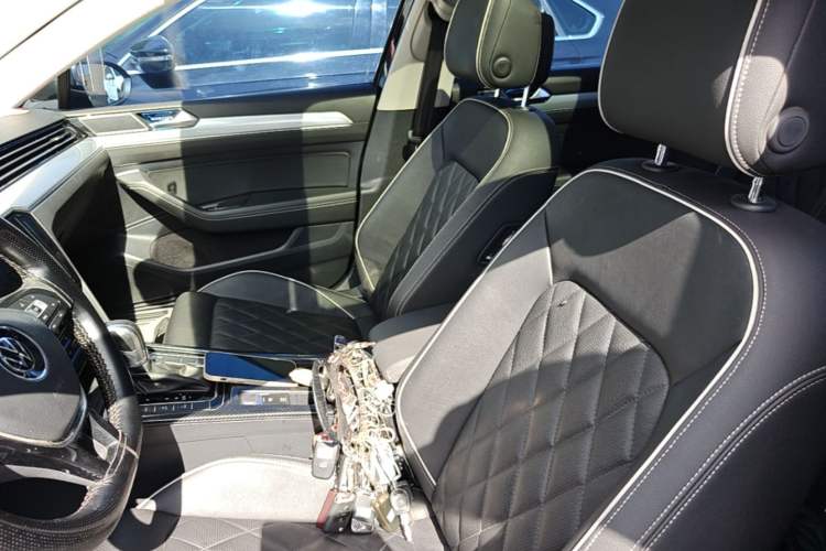 Used Volkswagen Magotan GTE Plug-in Hybrid 2020 GTE Luxury Model Left Front Seat