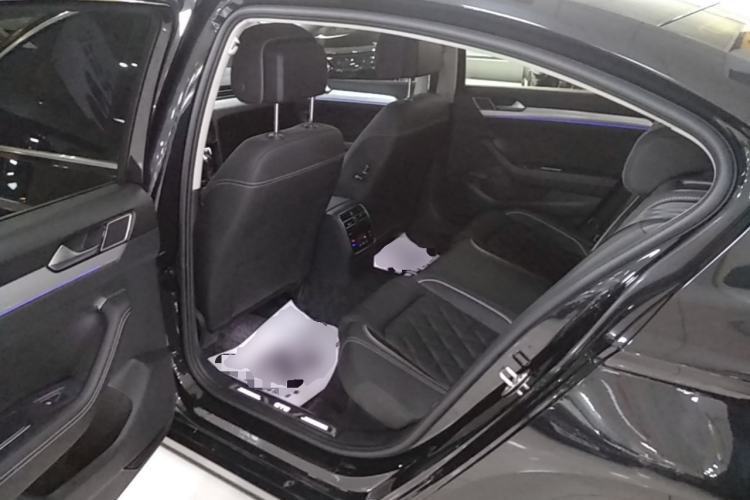Used Volkswagen Magotan GTE Plug-in Hybrid 2020 GTE Luxury Model Left Rear Seat