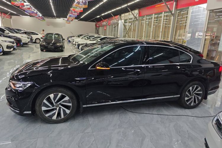 Used Volkswagen Magotan GTE Plug-in Hybrid 2020 GTE Luxury Model Left Side