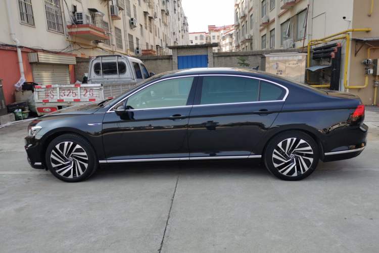 Used Volkswagen Magotan GTE Plug-in Hybrid 2020 GTE Prestige Model Left Side