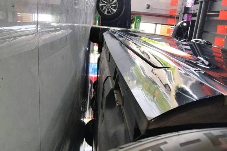 Used Volkswagen Magotan GTE Plug-in Hybrid 2020 GTE Prestige Model Left Side Sill