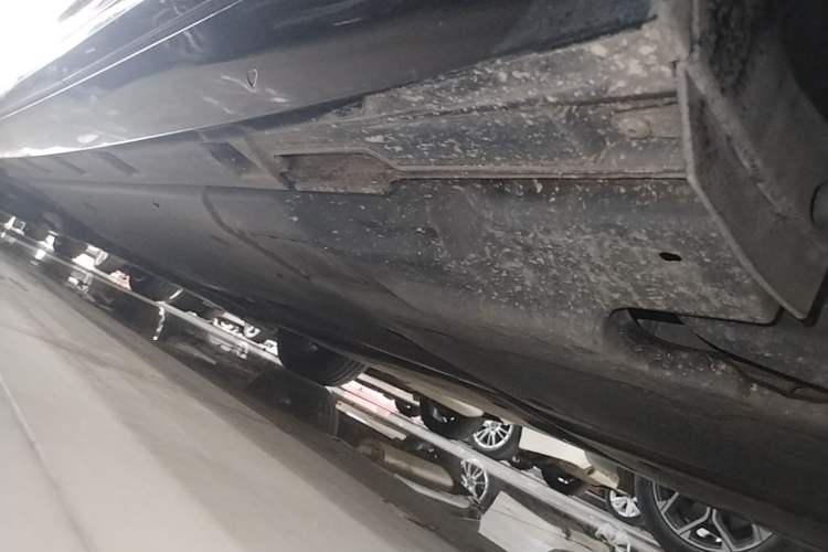 Used Volkswagen Magotan GTE Plug-in Hybrid 2020 GTE Luxury Model Left Side Sill
