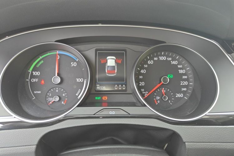 Used Volkswagen Magotan GTE Plug-in Hybrid 2020 GTE Luxury Model Odometer Close Up