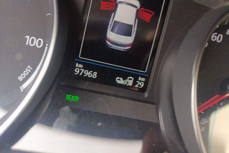Used Volkswagen Magotan GTE Plug-in Hybrid 2020 GTE Luxury Model Odometer Close Up