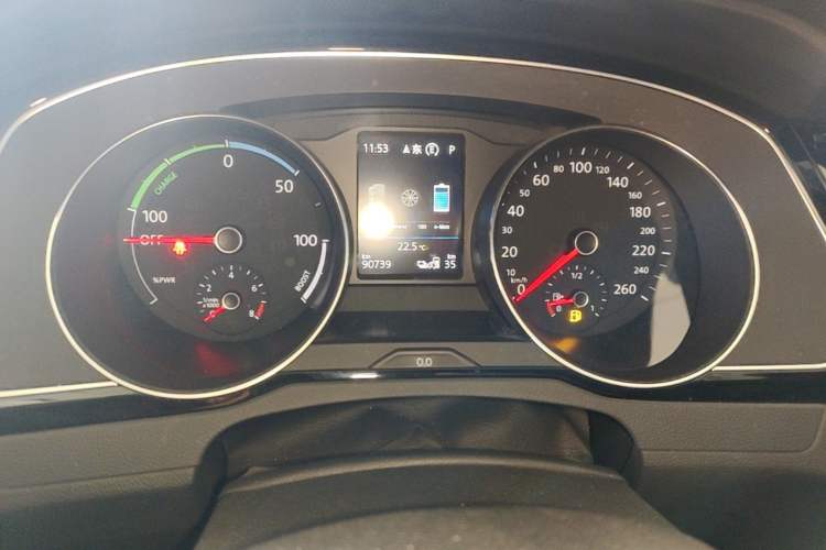 Used Volkswagen Magotan GTE Plug-in Hybrid 2020 GTE Luxury Model Odometer Close Up