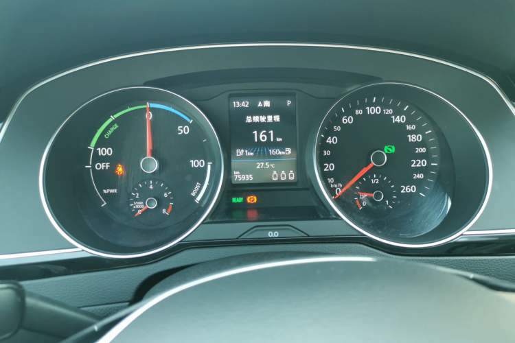 Used Volkswagen Magotan GTE Plug-in Hybrid 2020 GTE Prestige Model Odometer Close Up