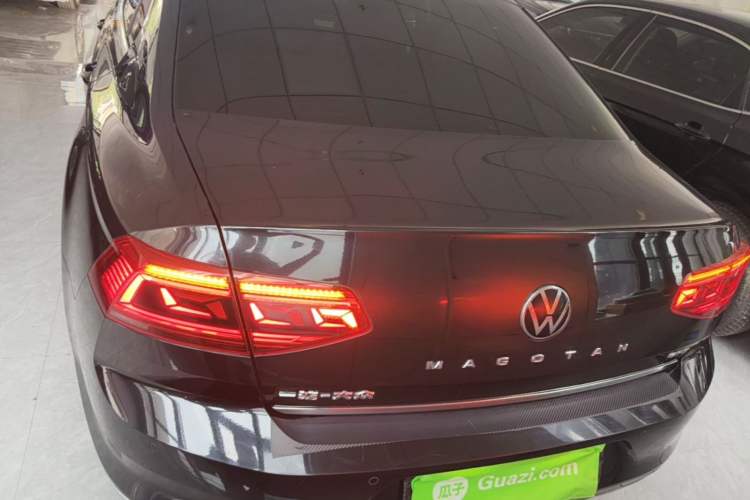 Used Volkswagen Magotan GTE Plug-in Hybrid 2020 GTE Prestige Model Rear