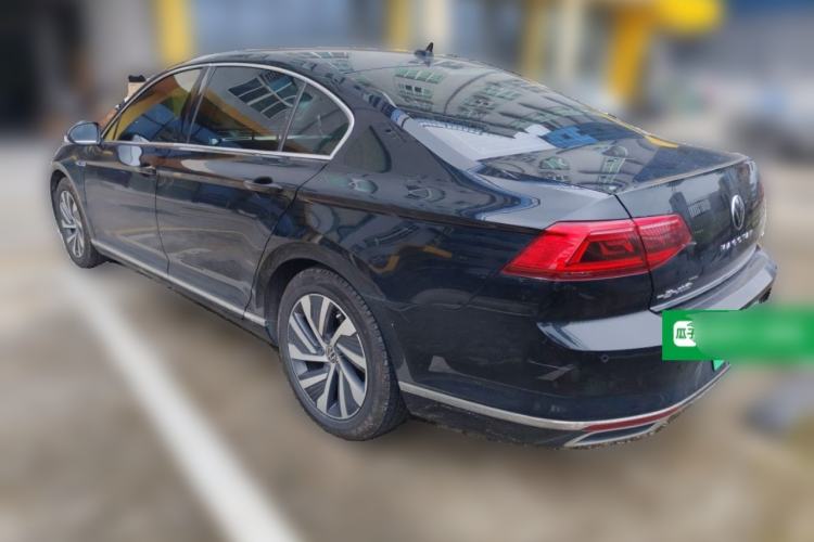 Used Volkswagen Magotan GTE Plug-in Hybrid 2020 GTE Luxury Model Rear Left 45 Deg