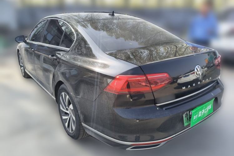 Used Volkswagen Magotan GTE Plug-in Hybrid 2020 GTE Luxury Model Rear Left 45 Deg
