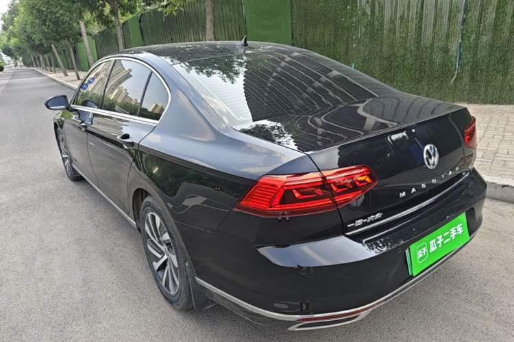 Used Volkswagen Magotan GTE Plug-in Hybrid 2020 GTE Luxury Model Rear Left 45 Deg