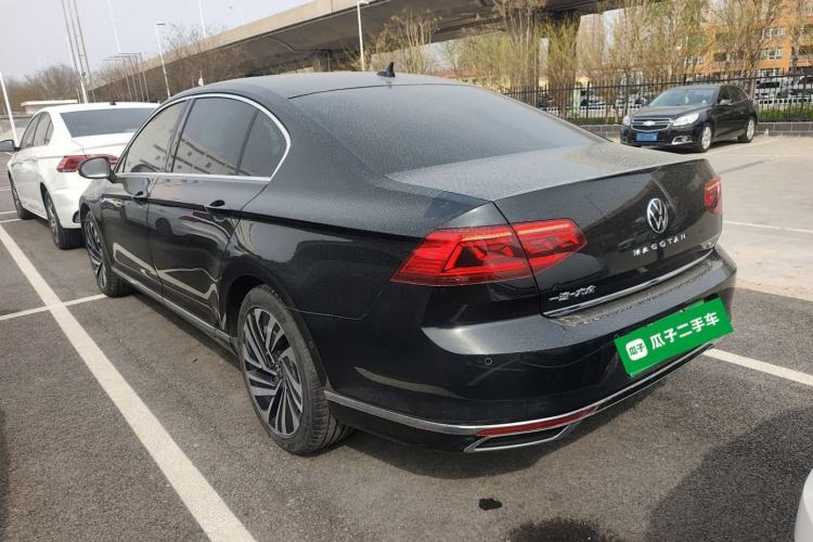 Used Volkswagen Magotan GTE Plug-in Hybrid 2020 GTE Prestige Model Rear Left 45 Deg