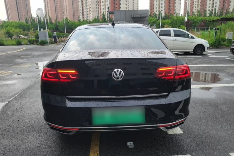 Used Volkswagen Magotan GTE Plug-in Hybrid 2020 GTE Prestige Model Rear