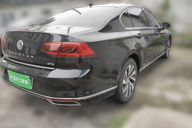 Used Volkswagen Magotan GTE Plug-in Hybrid 2020 GTE Luxury Model Rear Right 45 Deg