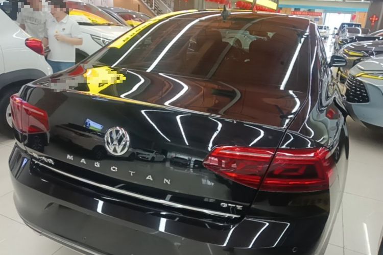 Used Volkswagen Magotan GTE Plug-in Hybrid 2020 GTE Luxury Model Rear Right 45 Deg