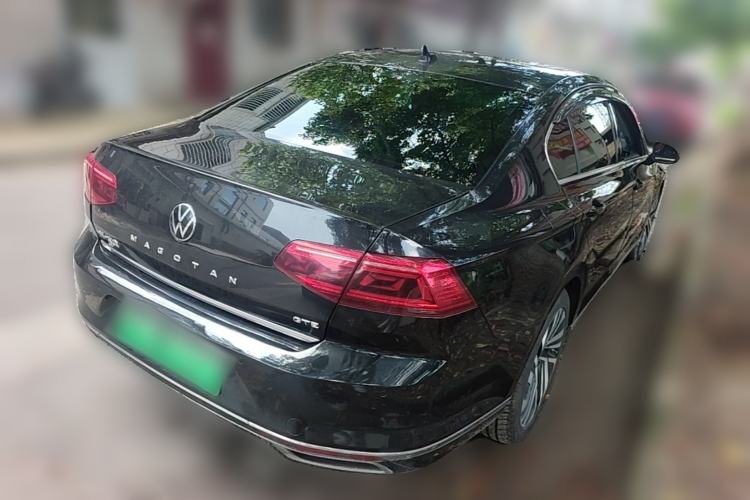 Used Volkswagen Magotan GTE Plug-in Hybrid 2020 GTE Prestige Model Rear Right 45 Deg