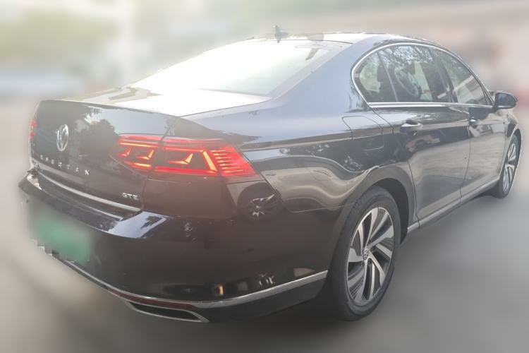 Used Volkswagen Magotan GTE Plug-in Hybrid 2020 GTE Luxury Model Rear Right 45 Deg