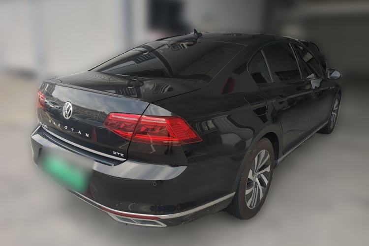 Used Volkswagen Magotan GTE Plug-in Hybrid 2020 GTE Luxury Model Rear Right 45 Deg