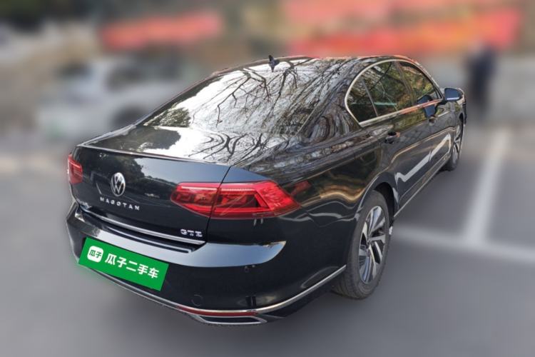 Used Volkswagen Magotan GTE Plug-in Hybrid 2020 GTE Luxury Model Rear Right 45 Deg