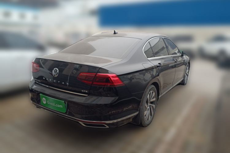 Used Volkswagen Magotan GTE Plug-in Hybrid 2020 GTE Luxury Model Rear Right 45 Deg