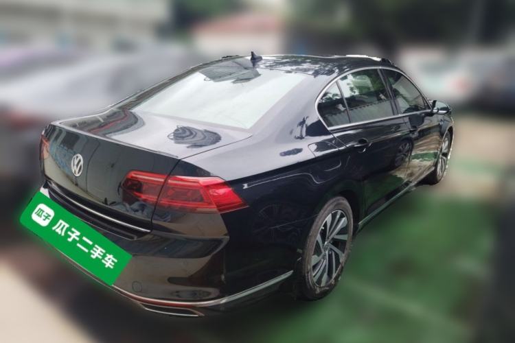 Used Volkswagen Magotan GTE Plug-in Hybrid 2020 GTE Luxury Model Rear Right 45 Deg