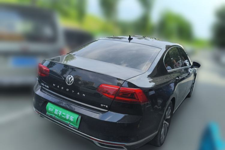 Used Volkswagen Magotan GTE Plug-in Hybrid 2020 GTE Luxury Model Rear Right 45 Deg