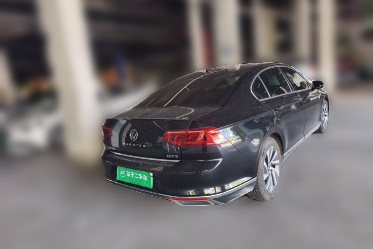 Used Volkswagen Magotan GTE Plug-in Hybrid 2020 GTE Luxury Model Rear Right 45 Deg