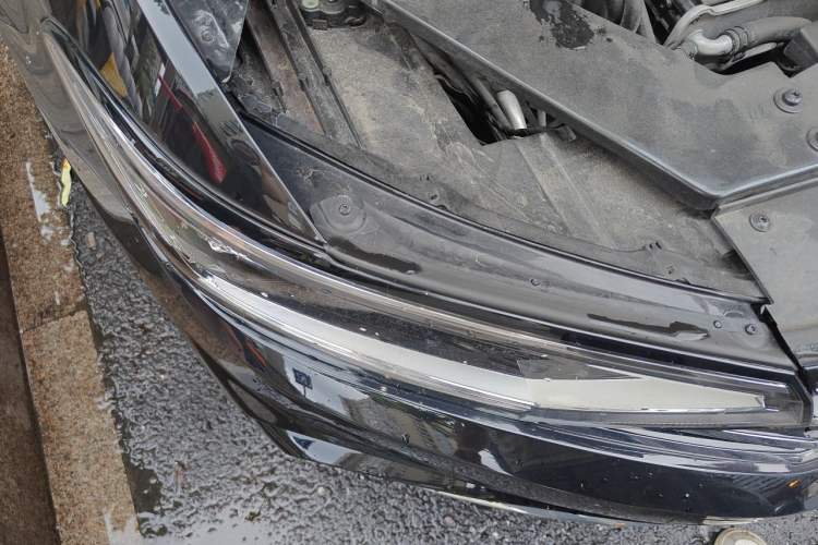 Used Volkswagen Magotan GTE Plug-in Hybrid 2020 GTE Luxury Model Right Front Headlight