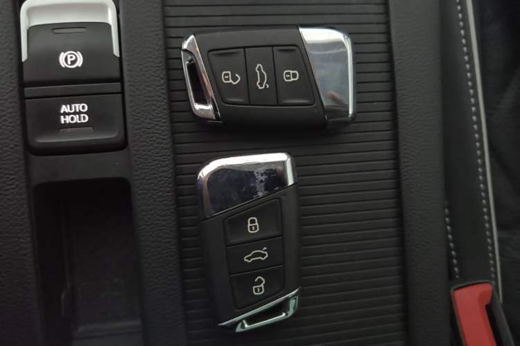 Used Volkswagen Magotan GTE Plug-in Hybrid 2020 GTE Prestige Model Vehicle Key