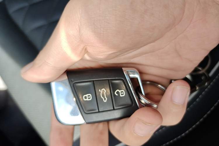 Used Volkswagen Magotan GTE Plug-in Hybrid 2020 GTE Luxury Model Vehicle Key