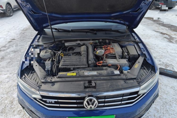 Used Volkswagen Magotan GTE Plug-in Hybrid 2020 GTE Prestige Model Engine Bay